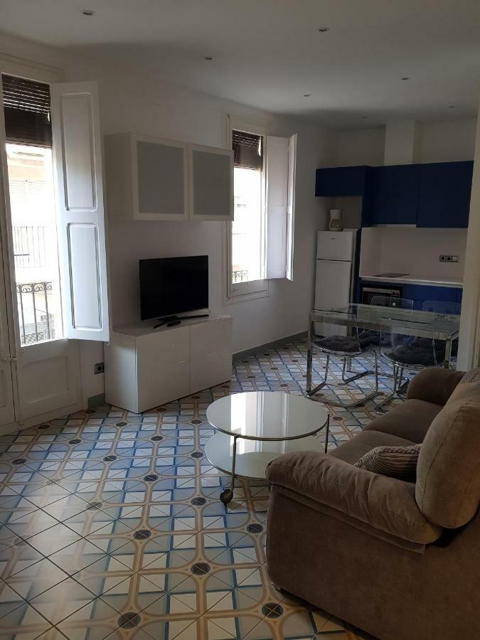 Apartamentos Nouvilas Portbou Exteriör bild