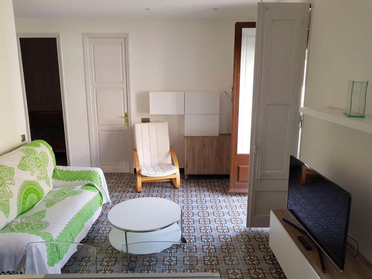 Apartamentos Nouvilas Portbou Exteriör bild
