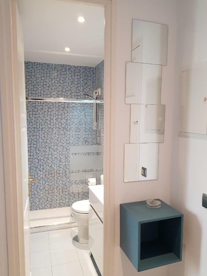 Apartamentos Nouvilas Portbou Exteriör bild