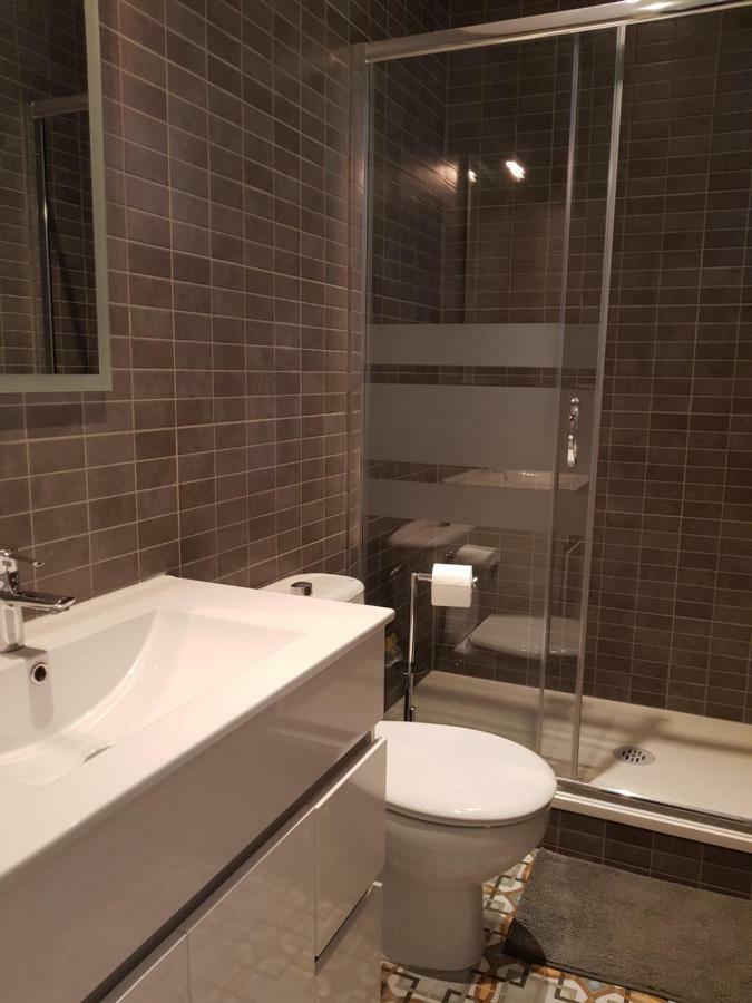 Apartamentos Nouvilas Portbou Exteriör bild