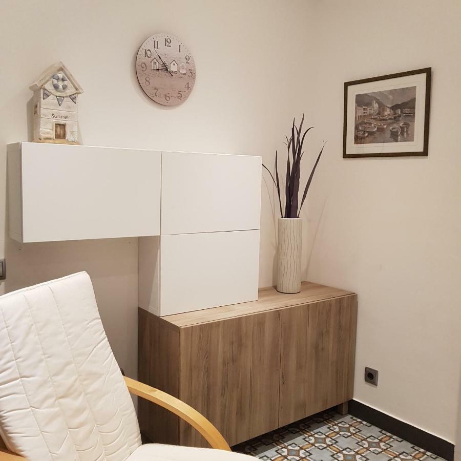 Apartamentos Nouvilas Portbou Exteriör bild