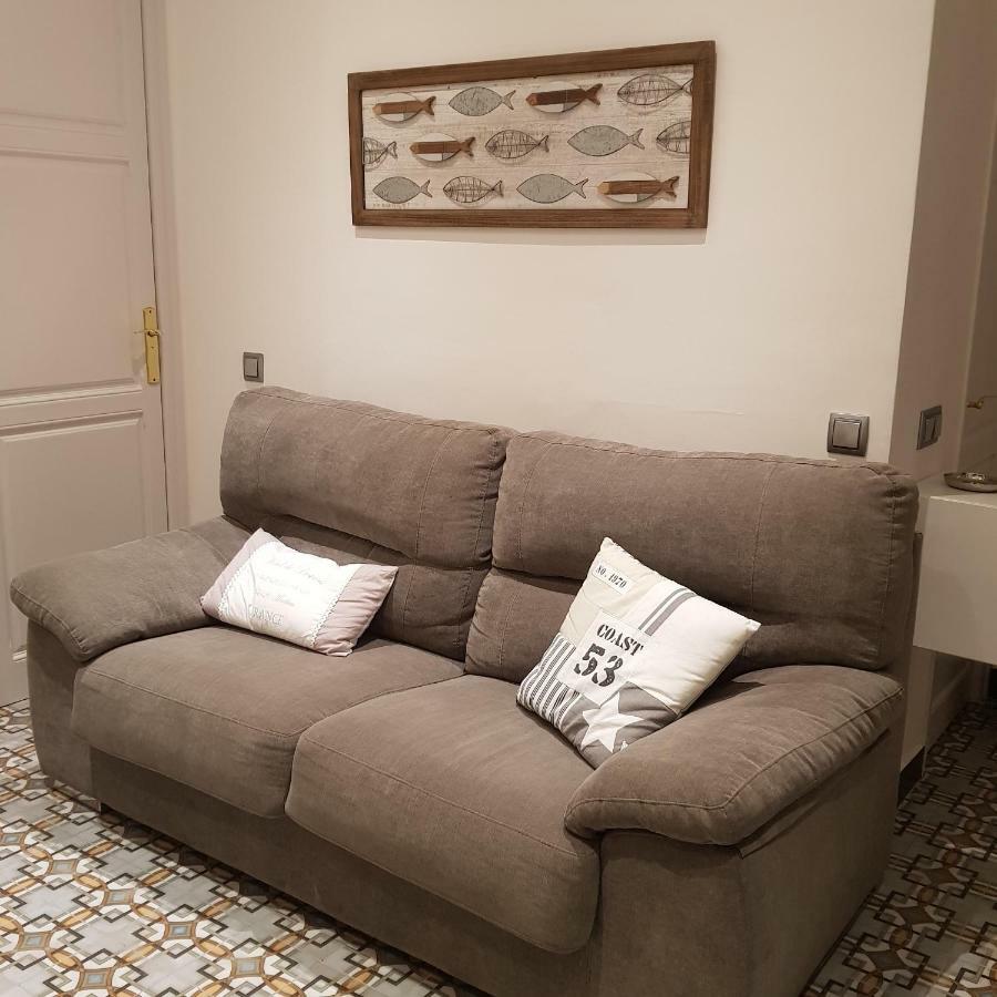 Apartamentos Nouvilas Portbou Exteriör bild