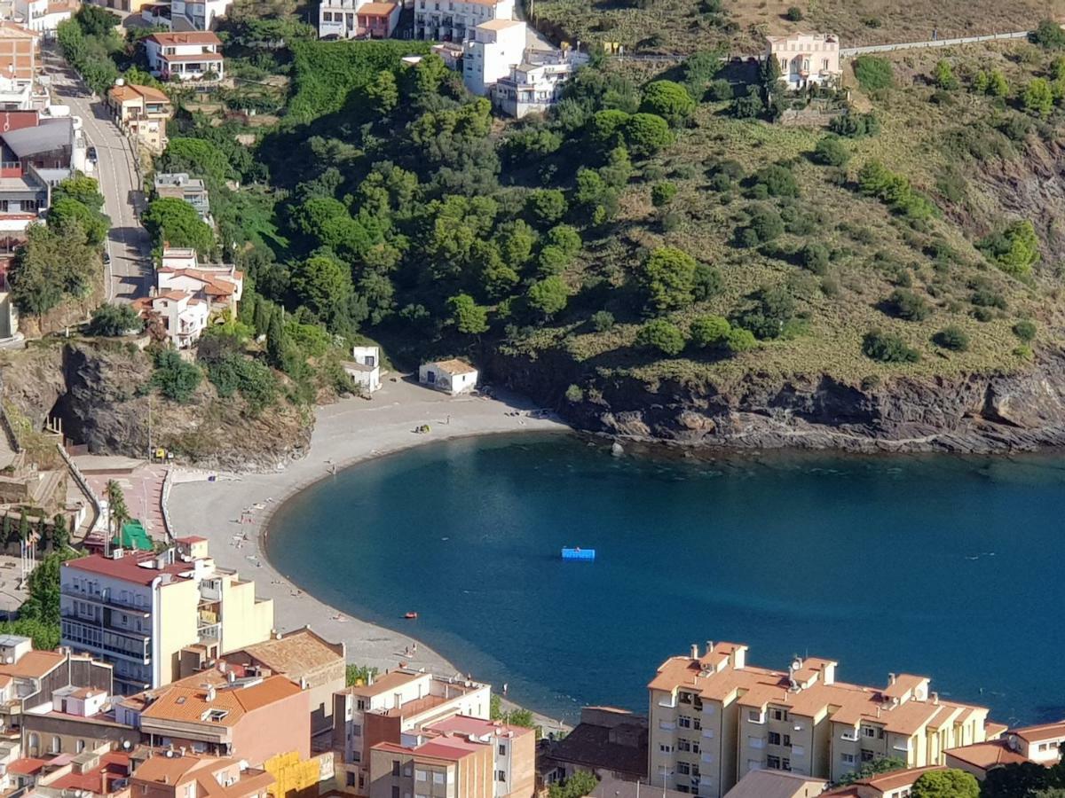 Apartamentos Nouvilas Portbou Exteriör bild